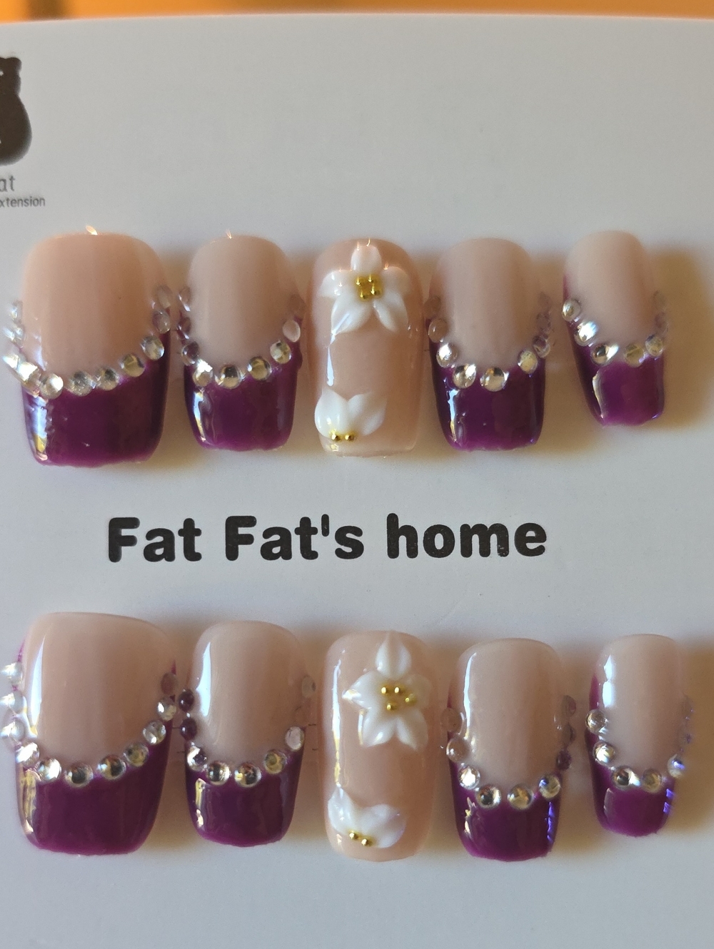 Nude and Purple Floral Accent Press-On Nail Set Sizr Med